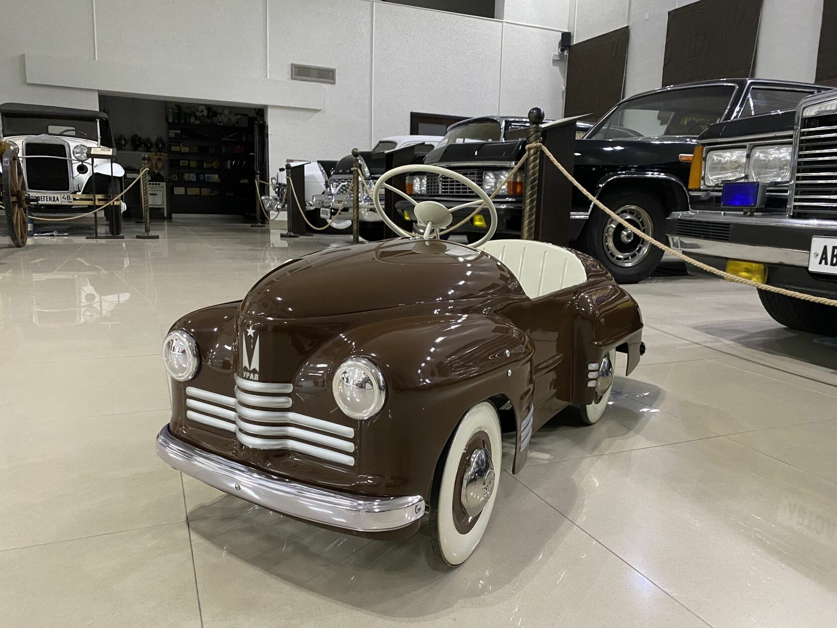 Музей ретротехники "Автолегенда"