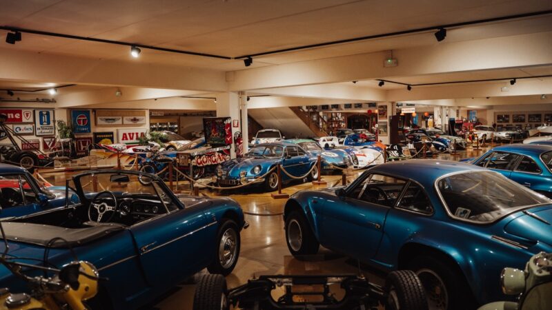 Manor of The Automobile