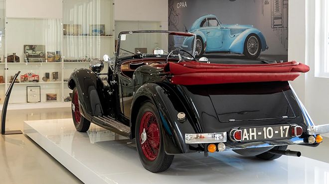 Oeiras Antique Automobile Museum