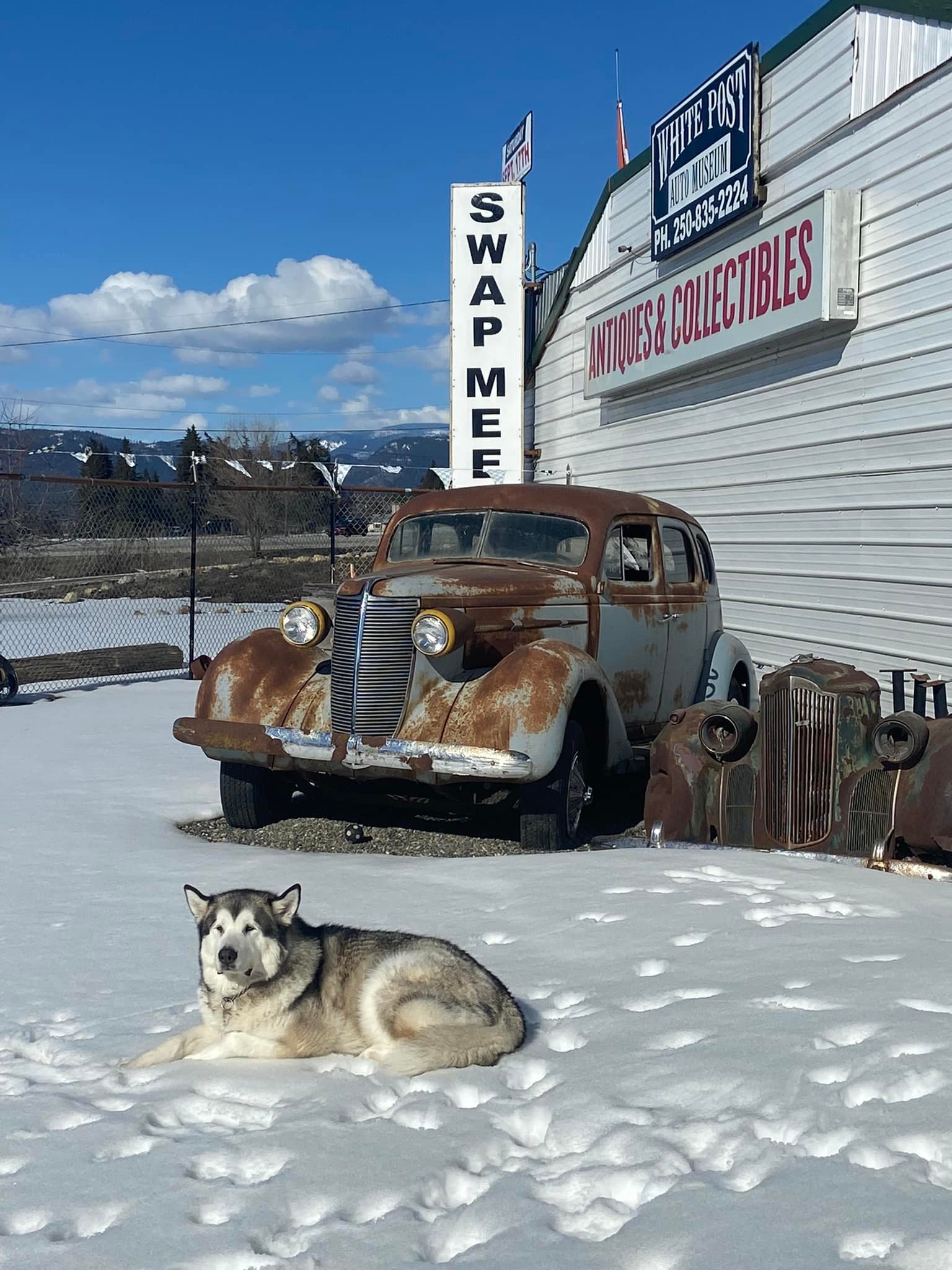 White Post Auto Museum & Antiques Mall