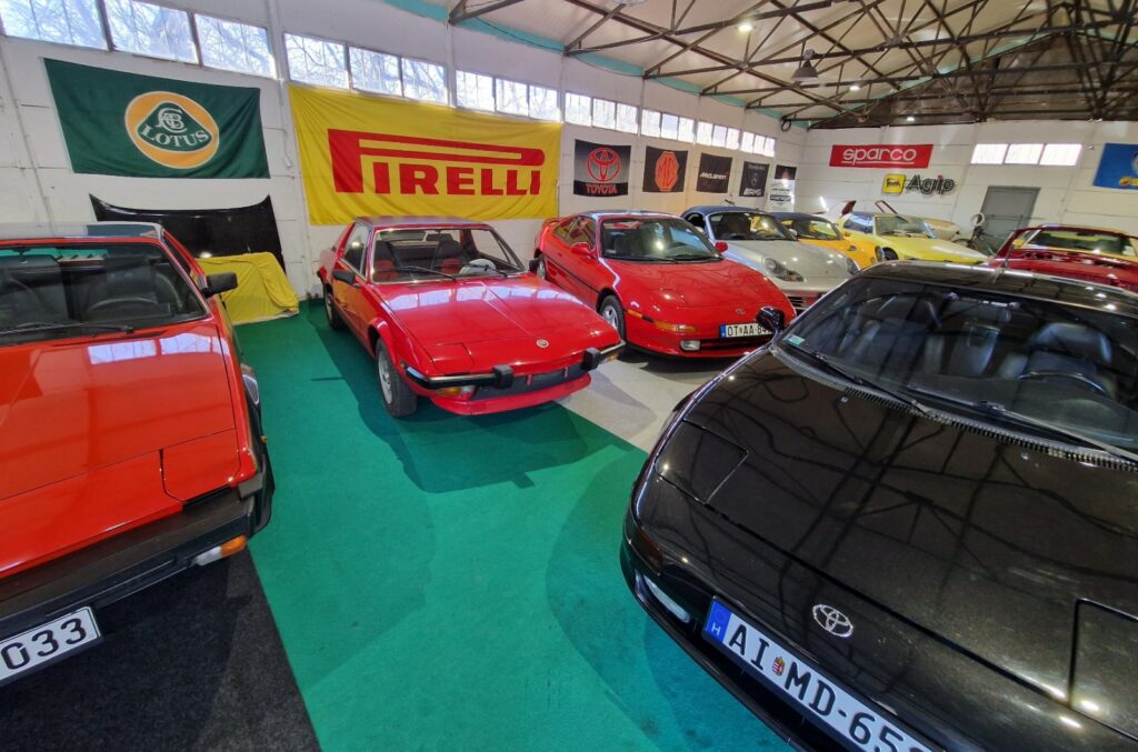 Mid-Engine Garage Látogatóközpont