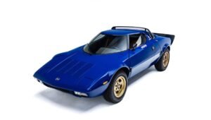 New Petersen Exhibition Higlights Wedge-Shaped Cars