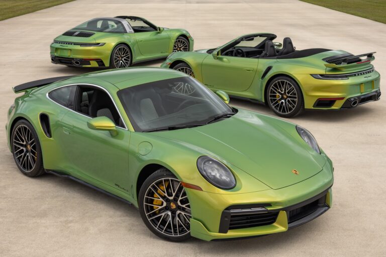Trio of Chromaflair Porsche 911s Join the Collection of American Muscle Car Museum 