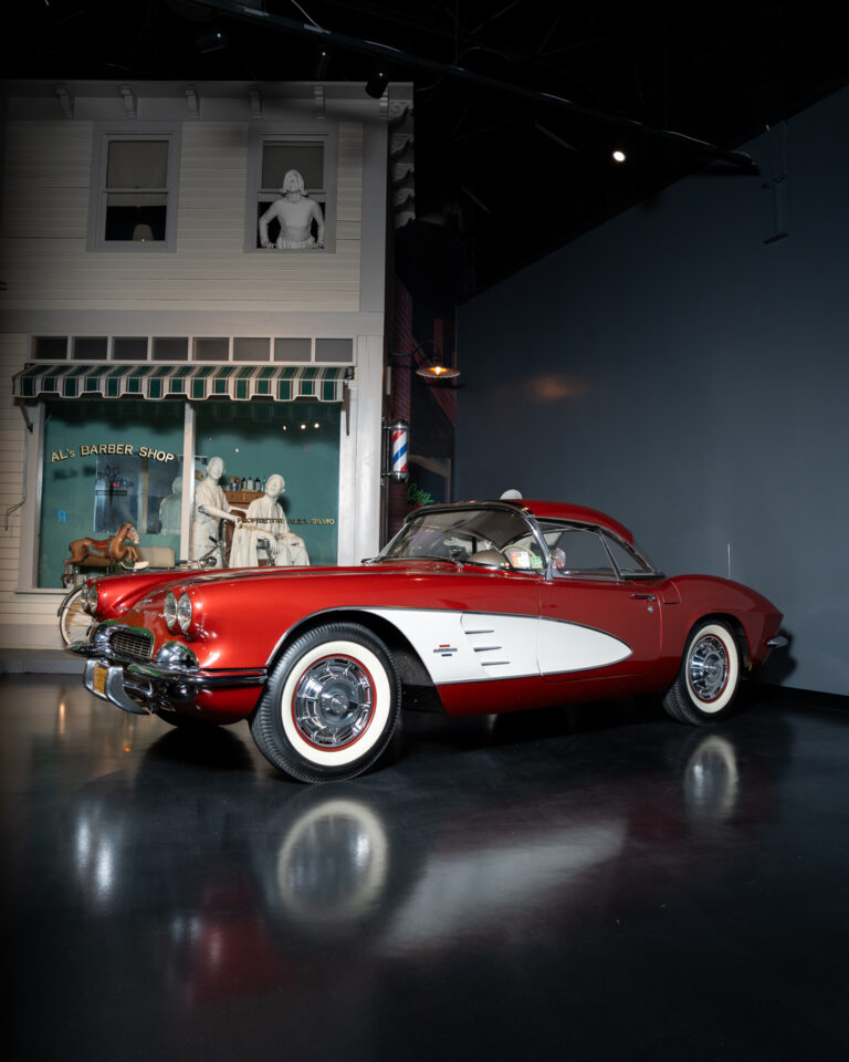 AMHT Showcases Special Models of 4-Door Vantage Special Type II