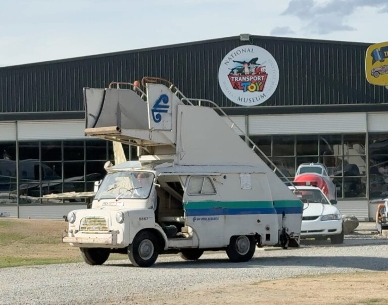 National Transport & Toy Museum Welcomes 1968 Bedford CA Airstairs to Its Collection