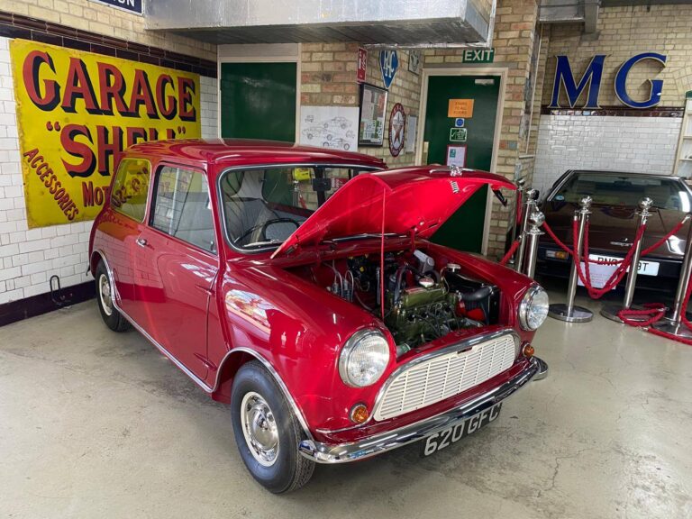 Whitewebbs Museum of Transport Welcomes 1959 Morris Mini Minor to Its Collection