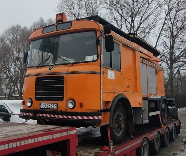 MIT Krakow Adds Škoda 706 RT to Its Collection