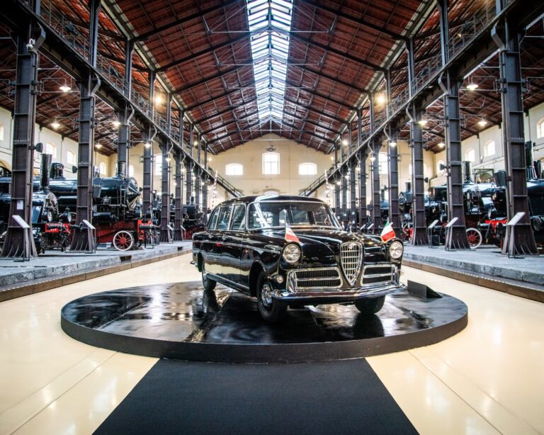 Lopestro’s Exhibition Opens at the National Railway Museum in Pietrarsa