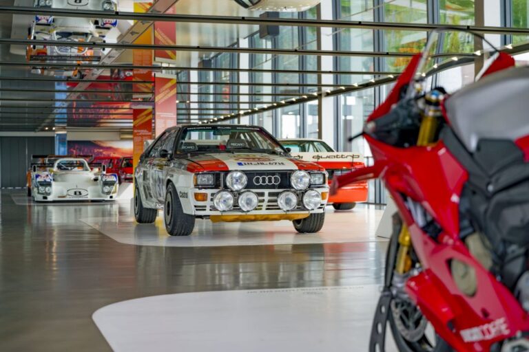 From The racetrack To The Autostadt: Special Exhibition “Legends – Performance – Passion” Can Now Be Seen At The ZeitHaus.