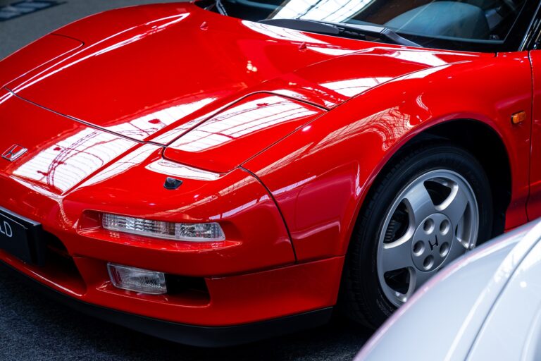 Autoworld Presents “Icons Of The ’90s” Exhibition