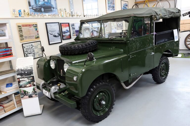 Series 1 Land Rover Rolls In Halkirk Heritage & Vintage Motor Centre