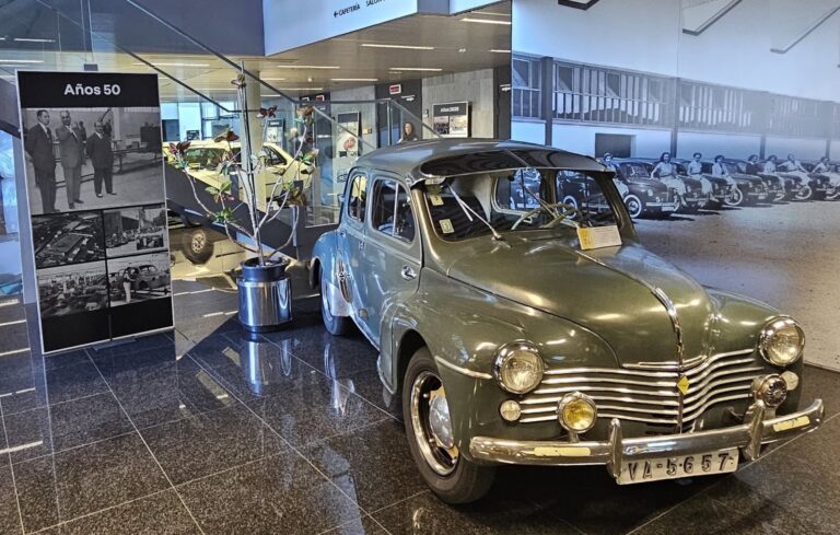 Salamanca Motor Museum Celebrates 75 Years of Renault in Spain